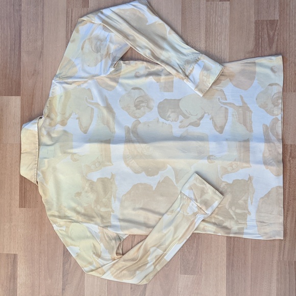 Vintage 70's white and yellow renaissance pattern disco shirt - Picture 2 of 11